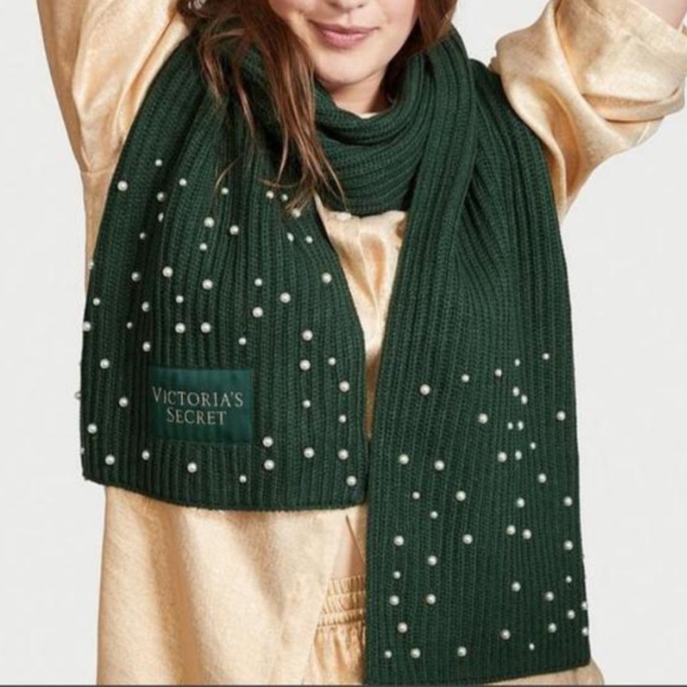 Victoria's Secret Dark Forest Green Winter Scarf with Pearl Detailing One Size
